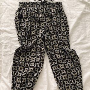 Skinny, soft, loose pants